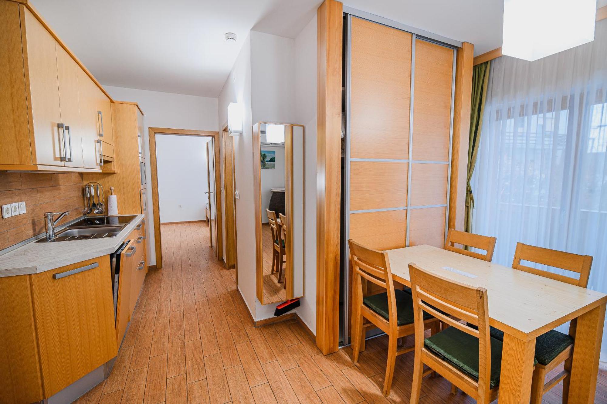 Apartments Maleric With Indoor Pool And Wellness Dragatuš الغرفة الصورة