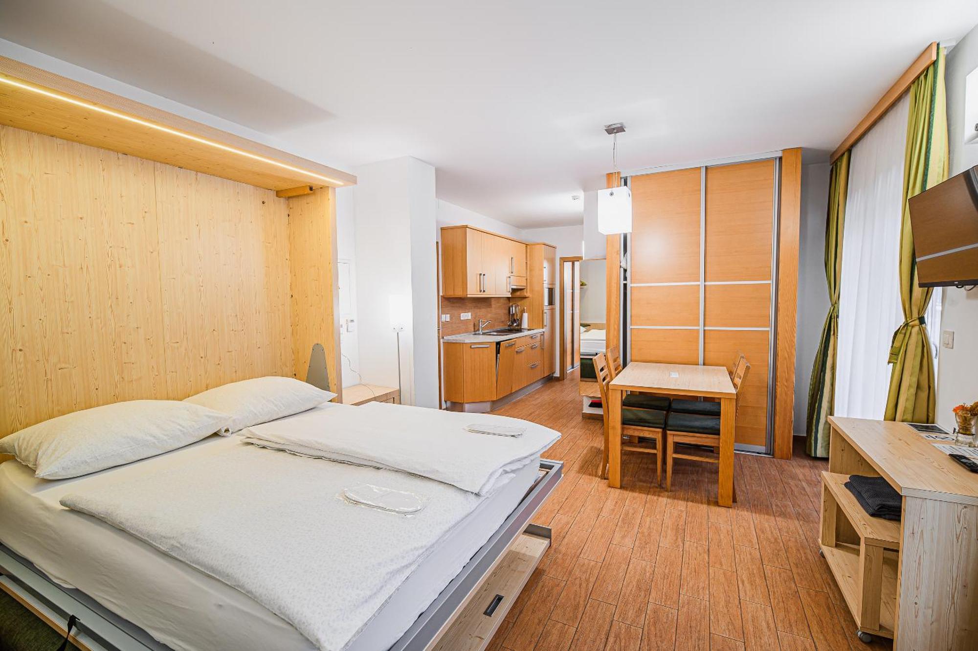 Apartments Maleric With Indoor Pool And Wellness Dragatuš المظهر الخارجي الصورة