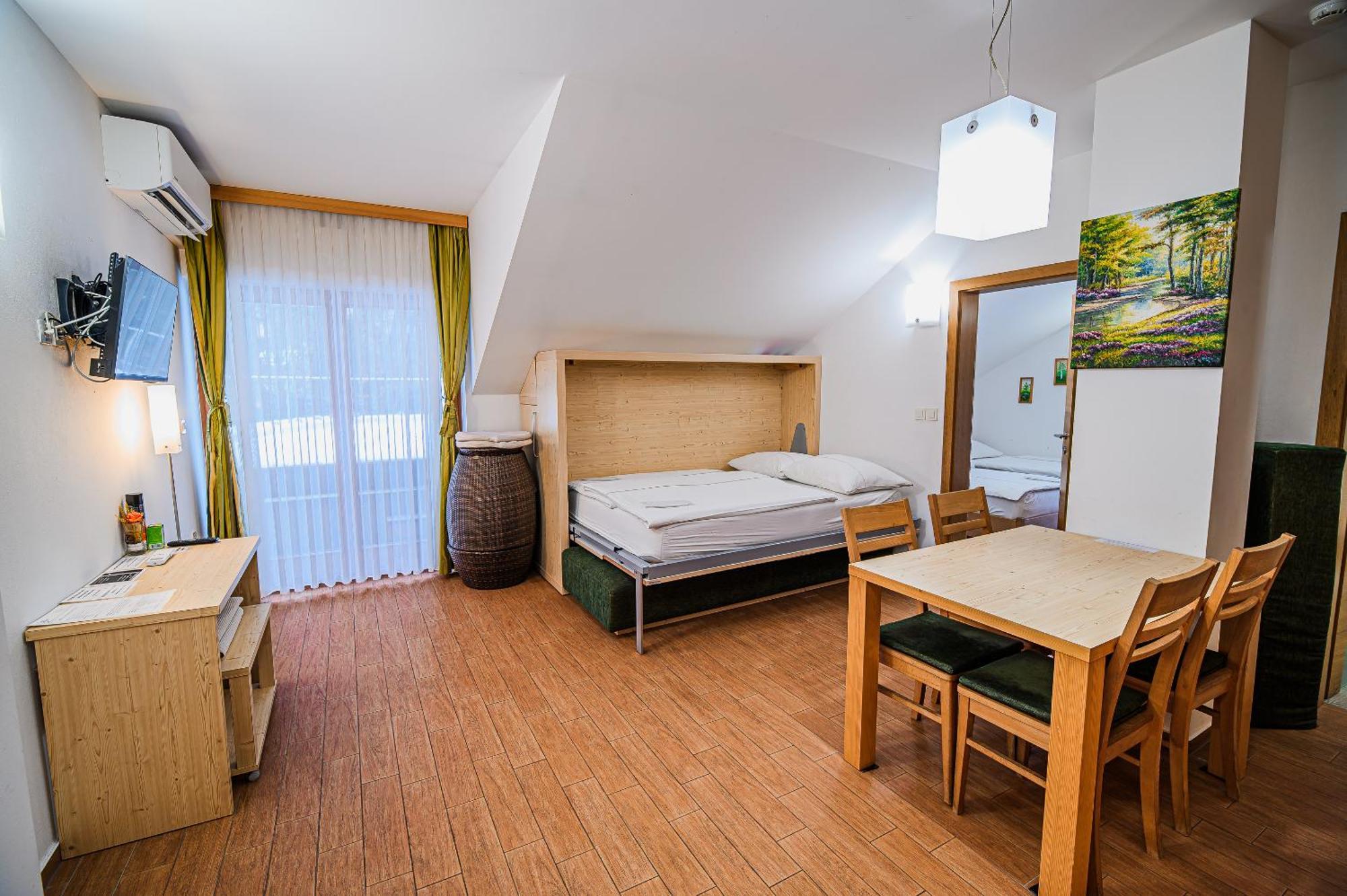 Apartments Maleric With Indoor Pool And Wellness Dragatuš المظهر الخارجي الصورة