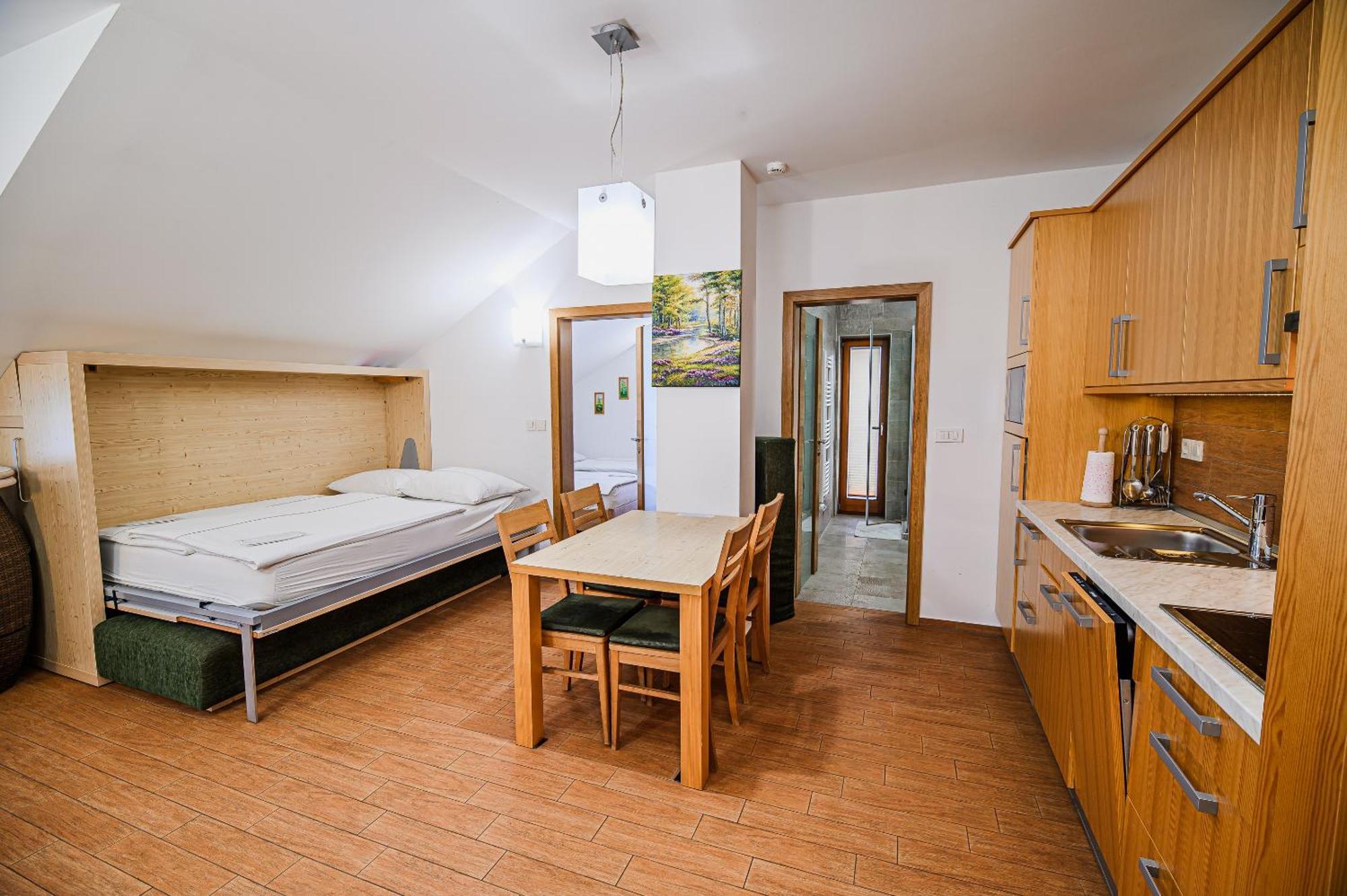 Apartments Maleric With Indoor Pool And Wellness Dragatuš الغرفة الصورة